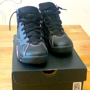 Jordan 7 Retro Barely Grape Youth Size 4
